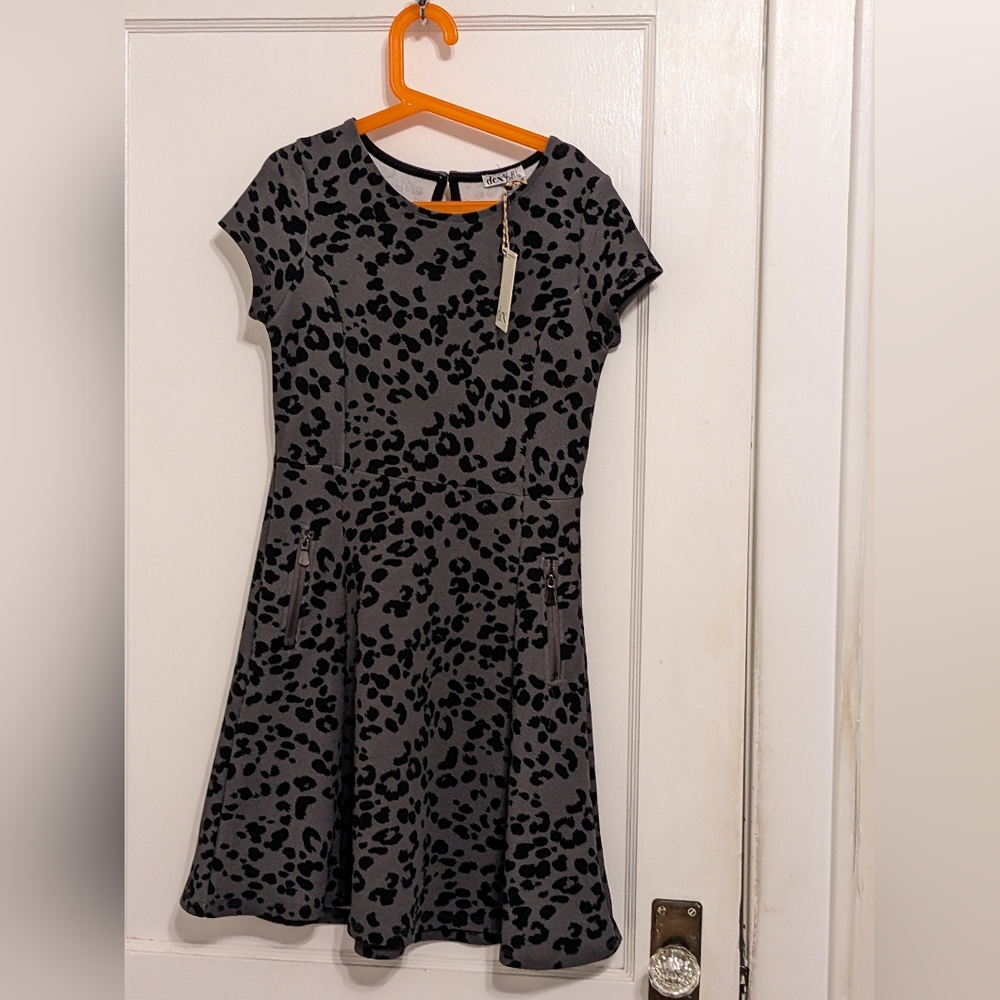 Dex child leopard print dress L NWT